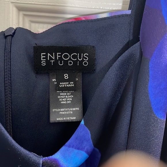 Enfocus Studio Floral Women's paneled dress, Size 8 - Picture 4 of 7